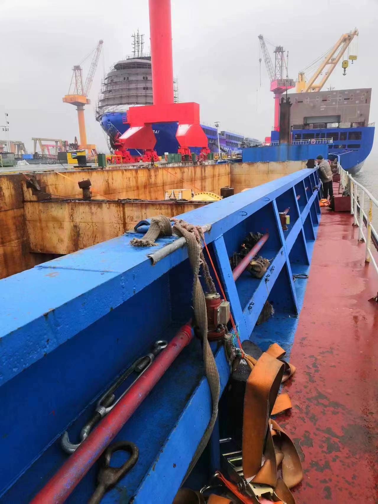 2012年-2600噸-多用途-268TEU
